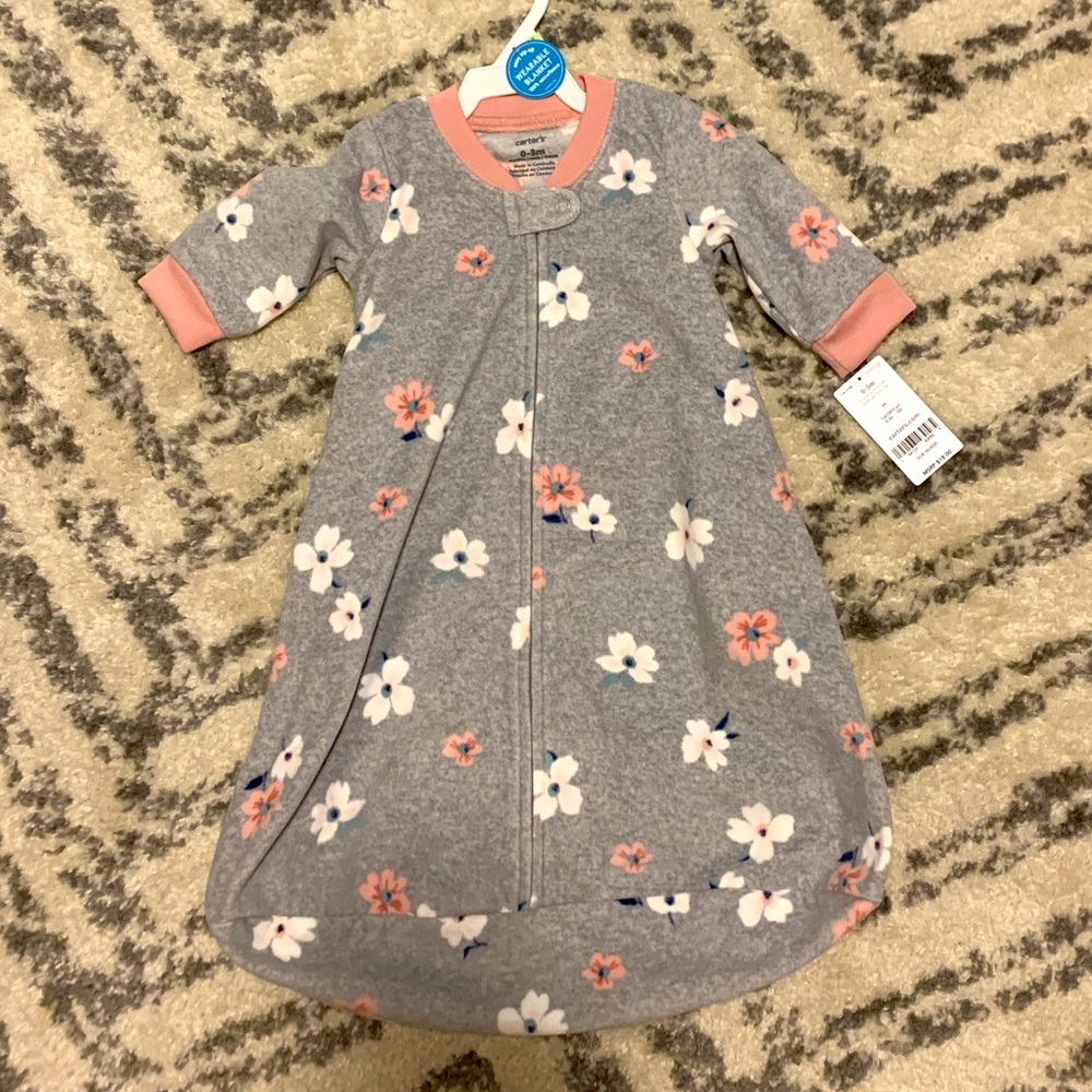 NWT fleece wearable blanket